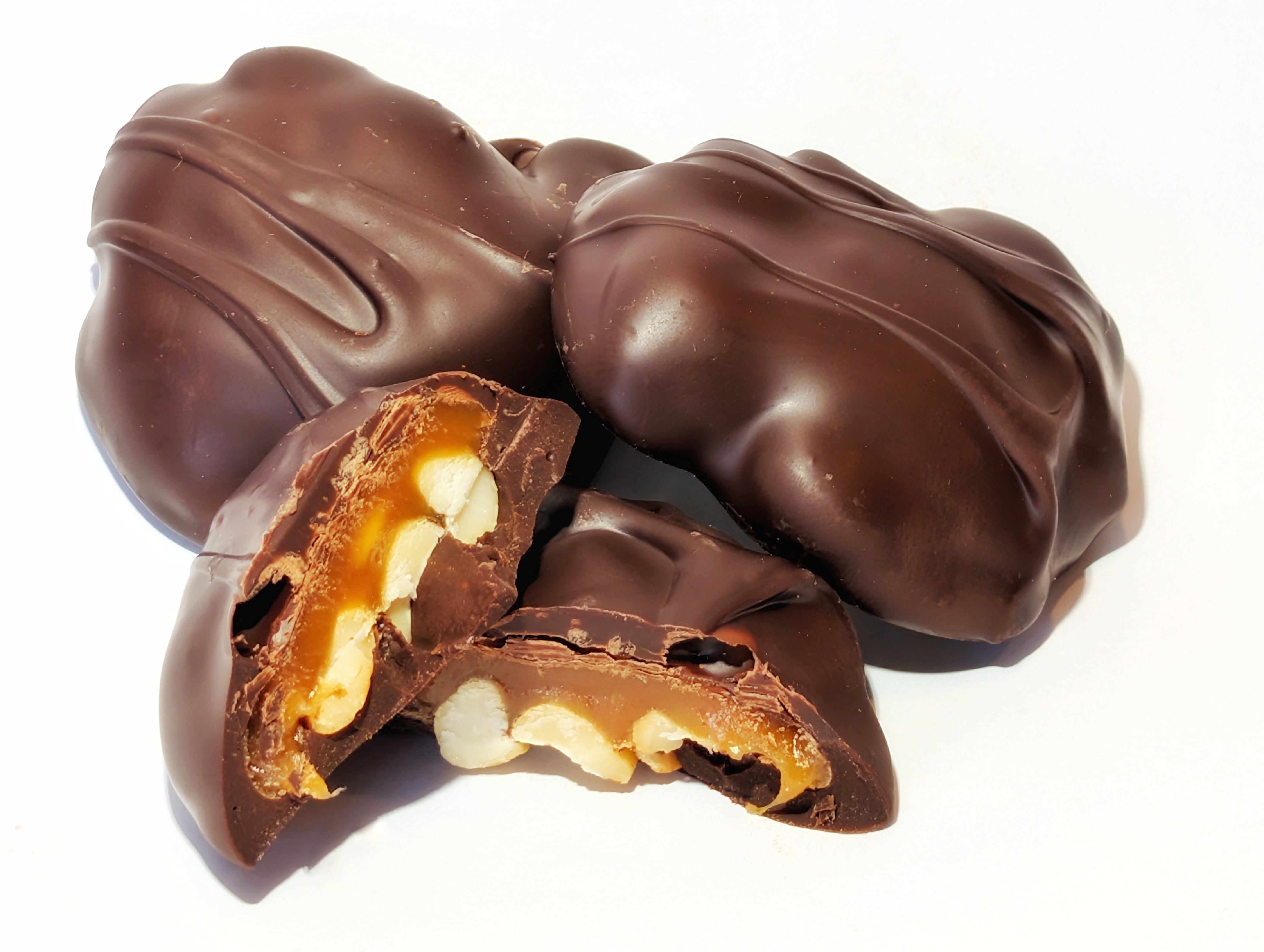 Dark Chocolate Cashew Turtle